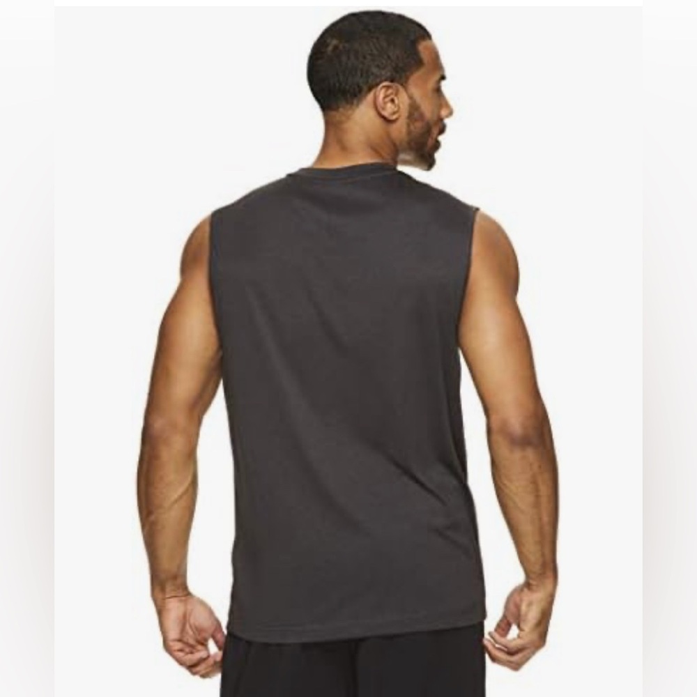 NWT Reebok Men’s Top - Picture 2 of 3